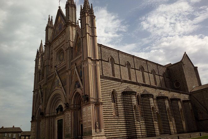 transfer-fiumicino-fco-airport-to-from-florence-optional-orvieto-stop