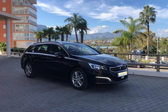 transfer-from-alicante-airport-to-calpe-in-private-sedan-car-max-3-passengers
