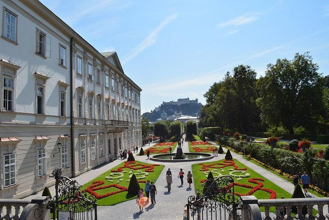 transfer-from-budapest-to-salzburg-private-daytrip-with-2-hours-for-sightseeing