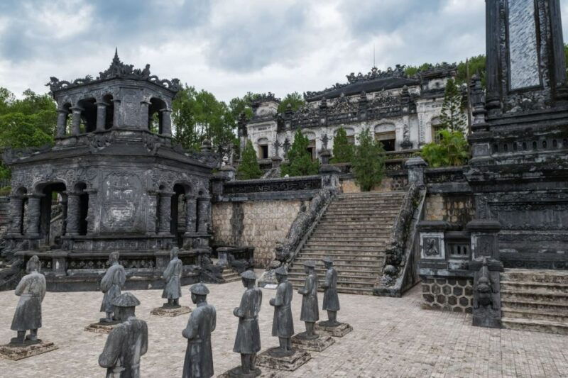 transfer-from-da-nang-or-hoi-an-to-hue-via-hue-city-tour