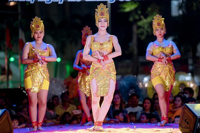 Transfer from Hoi An to Hue by private car with stops for picture - The Sum Up