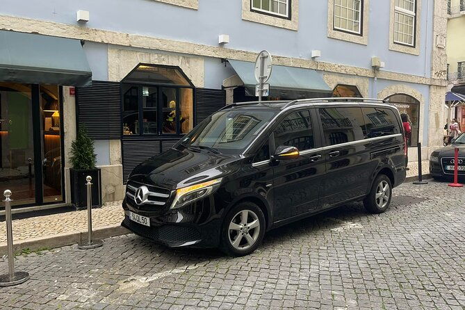 transfer-from-lisbon-porto-stopping-in-obidos-nazare-and-aveiro