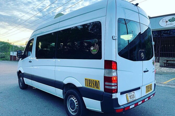 transfer-from-manuel-antonio-to-la-fortuna-arenal-volcano