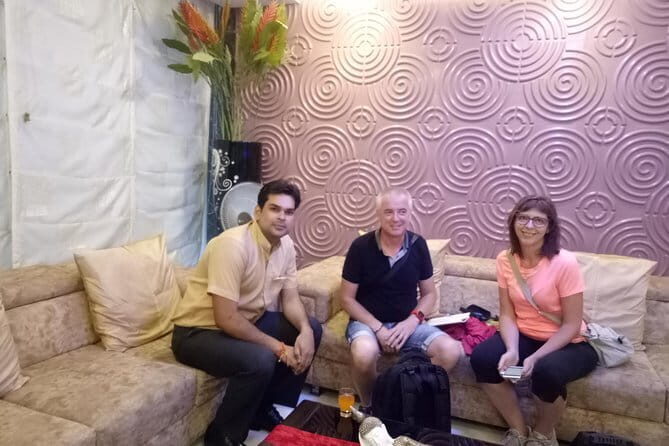 Transfer from New Delhi to Agra by Private car - FAQs