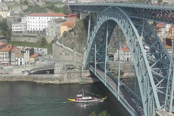 transfer-from-porto-to-coimbra-visiting-aveiro-half-day