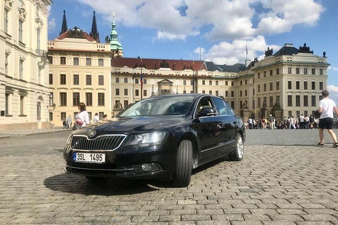 transfer-from-prague-hotel-to-airport-prague