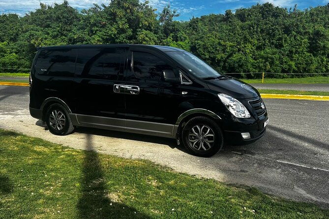 transfer-from-punta-cana-airport-to-bavaro-or-punta-cana-2