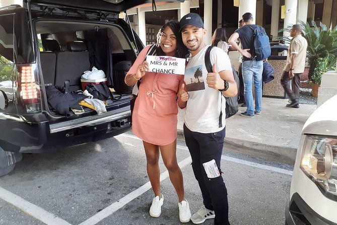 transfer-from-punta-cana-airport-to-hotels-in-uvero-alto-and-vice-versa