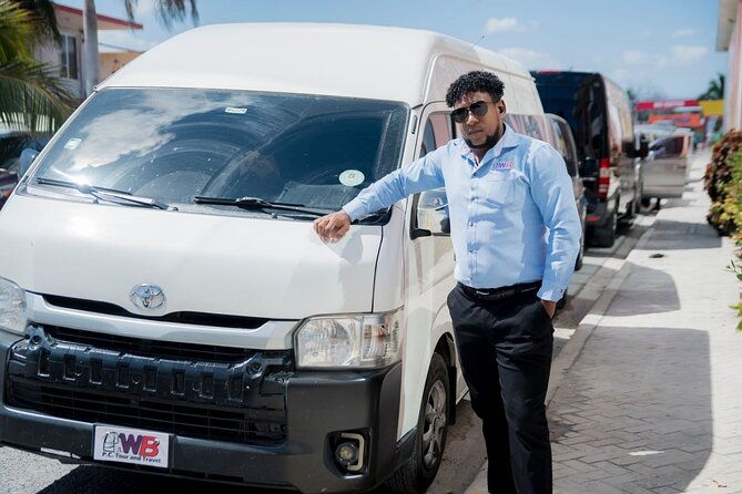 transfer-from-punta-cana-airport-to-hotels-in-uvero-alto-and-vice-versa