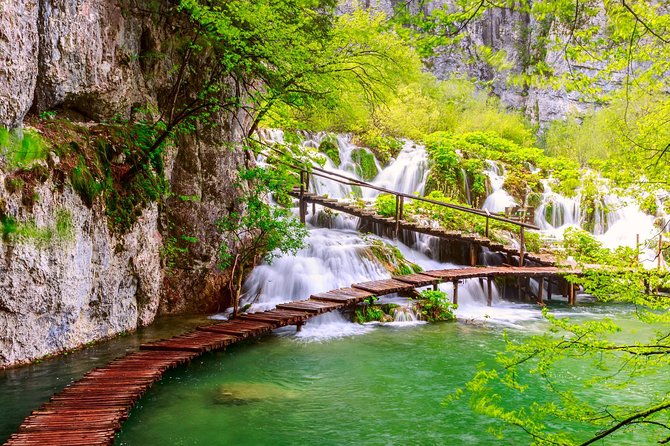 transfer-from-split-to-zagreb-with-entry-ticket-to-plitvice-lakes