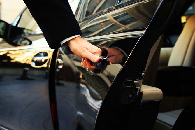 transfer-from-the-airport-to-your-hotel-in-mendoza