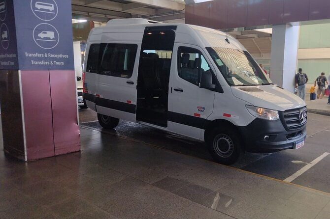 transfer-iberostar-bahia-praia-do-forte-private-executive-van