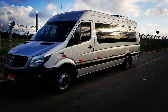 transfer-iberostar-bahia-praia-do-forte-private-executive-van