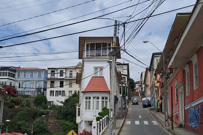transfer-in-out-cruise-to-from-santiago-plus-tour-valparaiso