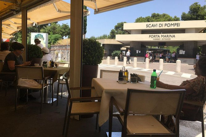 transfer-naples-to-ravello-and-stop-in-pompeii