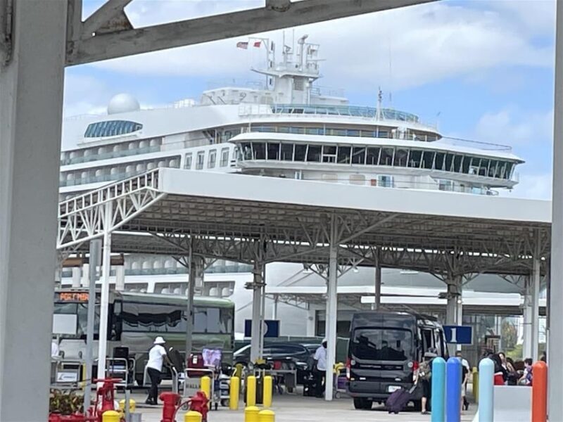 Transfer Service Miami Port to Miami Airport - What Makes This Service Stand Out?