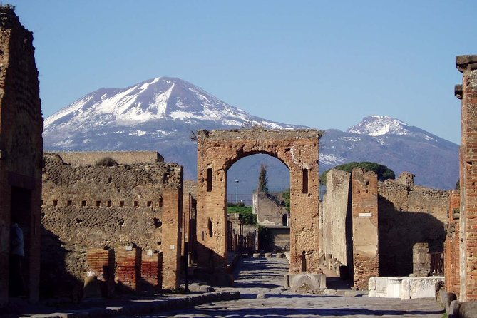 transfer-sorrento-to-from-rome-optional-pompeii-stop
