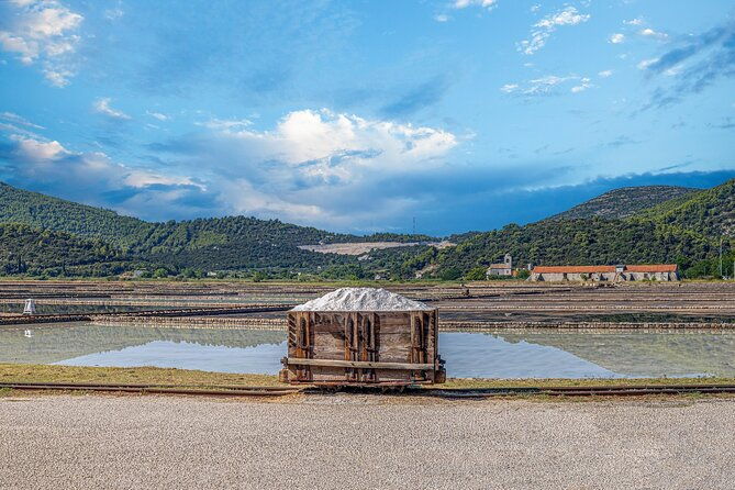 transfer-split-to-dubrovnik-with-sightseeing-in-ston-town-2