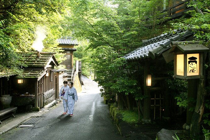 transfer-to-kurokawa-onsen-kumamoto-from-fukuoka-with-minibus