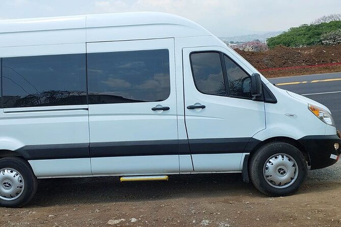 transfer-to-or-from-la-fortuna-area-to-sjo-airport-private-not-shared