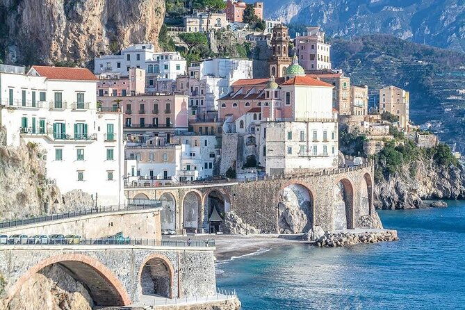 transferamalfi-coast-via-pompeii-2h-matera-or-reverse
