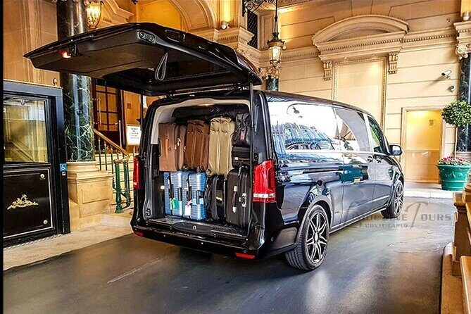 Transfers between Paris, CDG, Orly, Disneyland & Versaille by van - Key Points