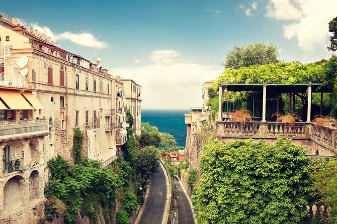 transfers-from-naples-to-sorrento-positano-amalfi-ravello-maiori