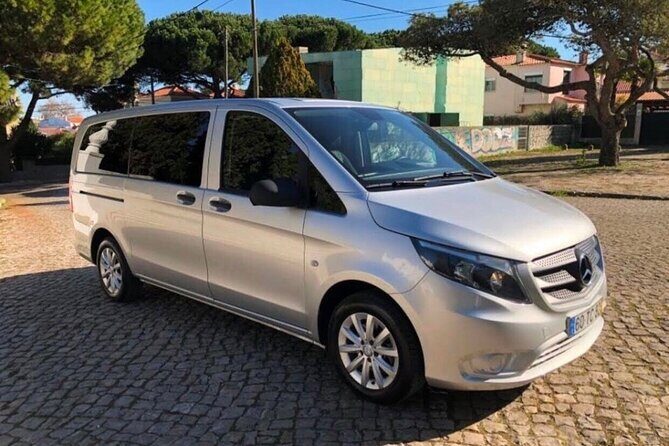 Transport Lisbon/Porto Porto/Lisbon with 2 optional stops - Key Points
