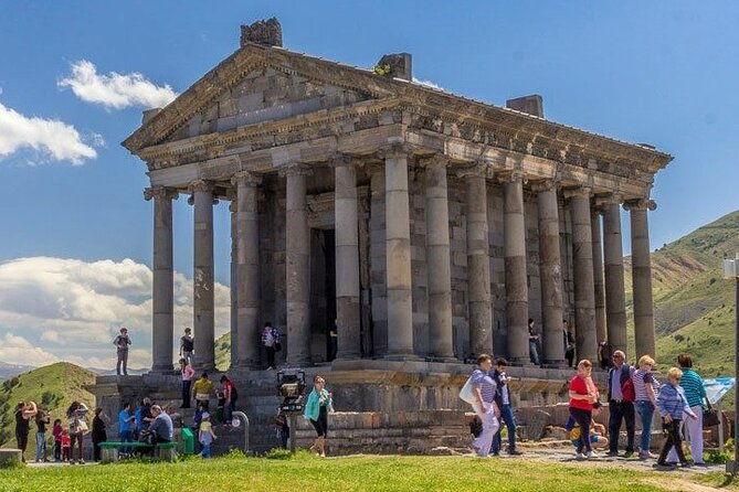 transport-rental-to-echmiadzin-zvartnots-khor-virap-garni-geghard