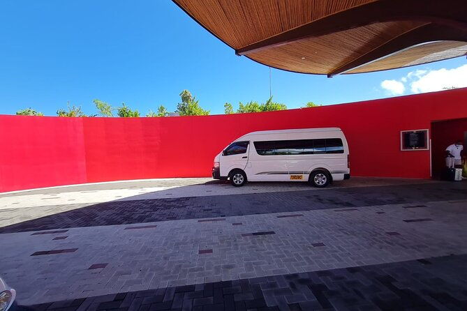 transportation-from-liberia-airport-to-riu-palace-guanacaste