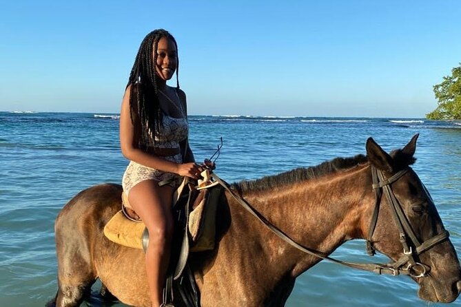 transportation-to-chukka-sandy-bay-adventure