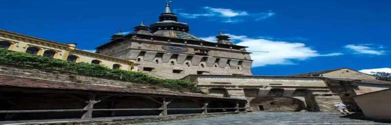 transylvania-cultural-journey-sighisoara-viscri-gypsy