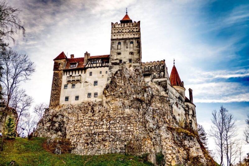 transylvania-tour-draculas-castle-peles-palace-brasov