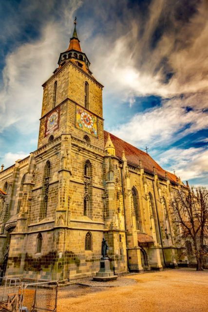 transylvania-tour-draculas-castle-peles-palace-brasov