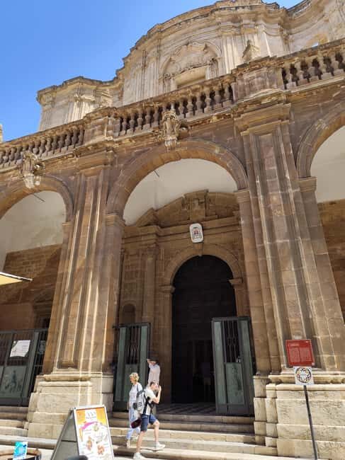 Trapani: Guided Walking Tour with Cannolo - Who Should Book This Tour?
