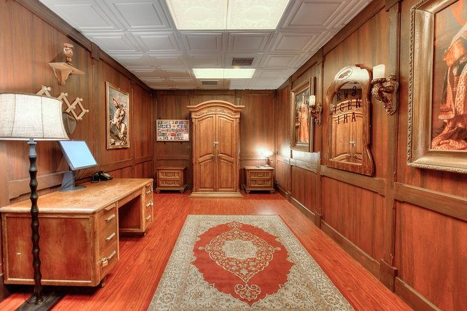 trapped-escape-room-las-vegas-the-lair-of-the-puzzlemaster