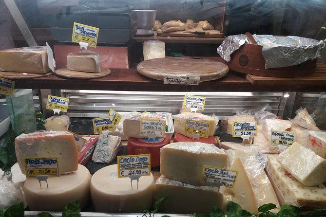 trastevere-district-street-food-and-sightseeing-walking-tour