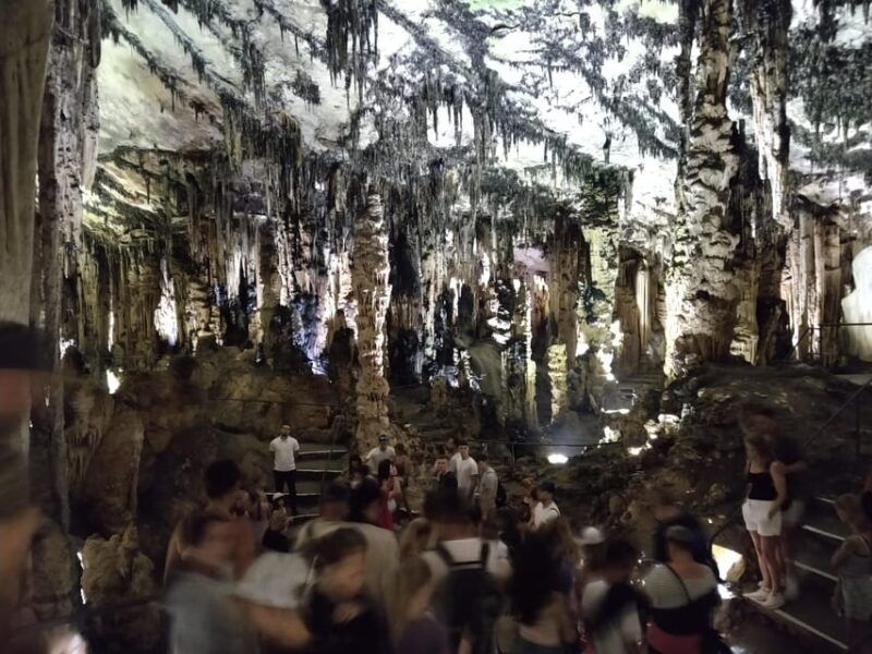 travel-and-play-tennis-in-mallorca