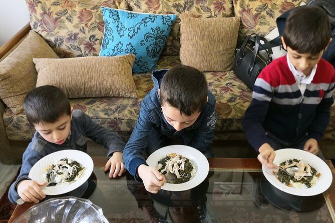 Traveling Spoon Lebanese Mezze Private Online Cooking Class - How the Class is Organized