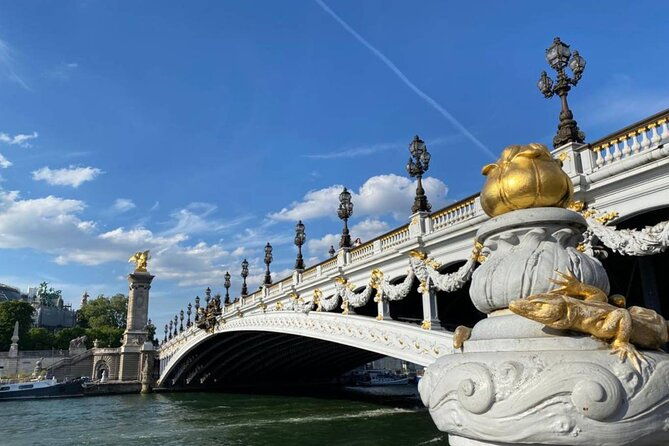 treasure-hunt-along-the-seine-to-visit-paris
