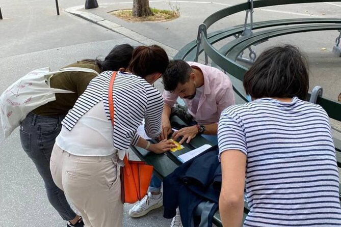 treasure-hunt-along-the-seine-to-visit-paris