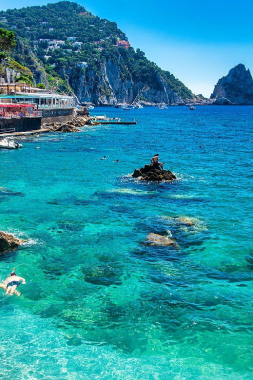 treasures-from-napoli-to-capri-discoveries-in-italy