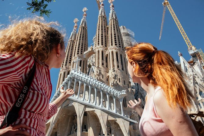 treasures-of-barcelona-private-gaudi-walking-tour