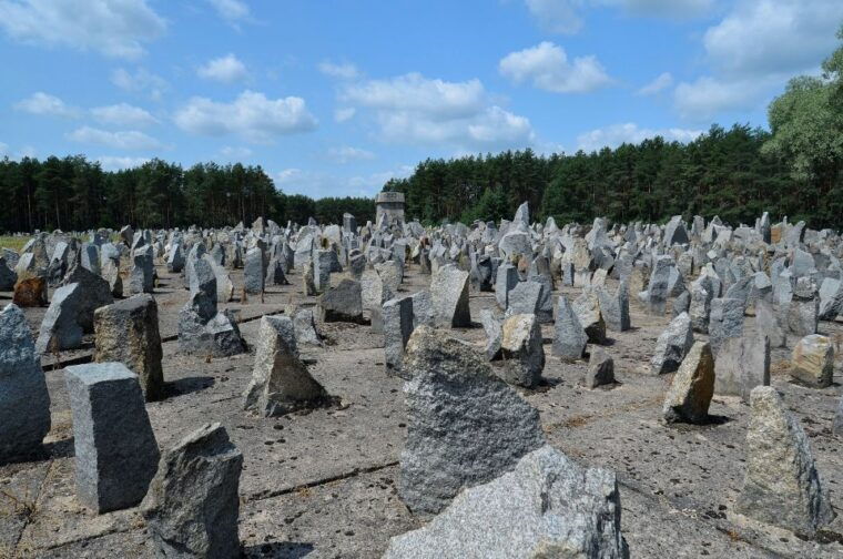 treblinka-half-day-tour-from-warsaw-by-private-car-2