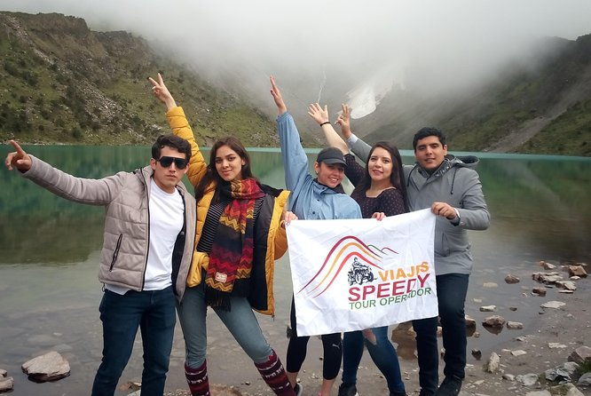 trek-laguna-humantay-full-day-meals