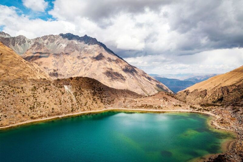 trek-to-humantay-lake-from-cusco