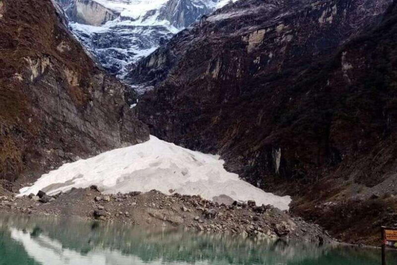 trek-to-nepals-hidden-gem-sikles-village-kapuche-glacier