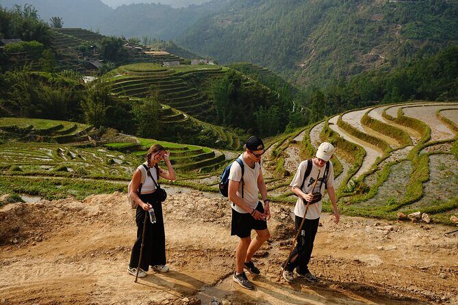 Trekking 1 circle the local village to admire Muong Hoa valley - An In-Depth Look at the Sapa Trekking Experience