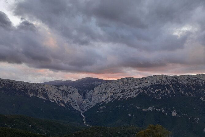 trekking-excursion-to-gorropu-canyon