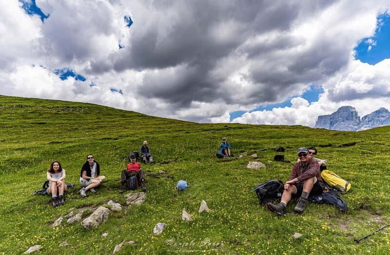 Trekking in the Dolomites: nature, views, and flavors at high altitude - Key Points